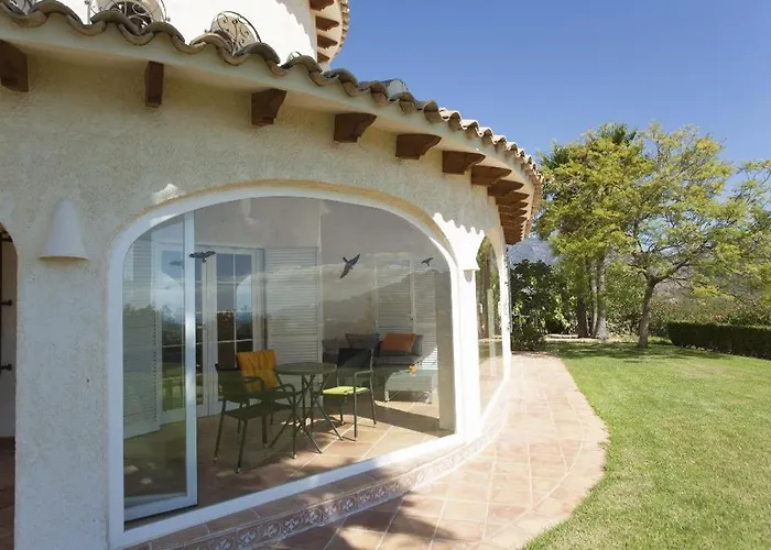 Casa Ponoig * פולופ